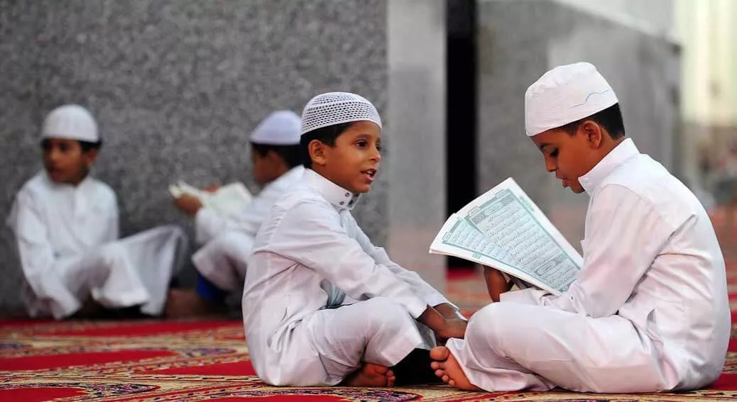الأطفال والقرآن :7 طرق لتنمي حب القرآن الكريم عند الأطفال