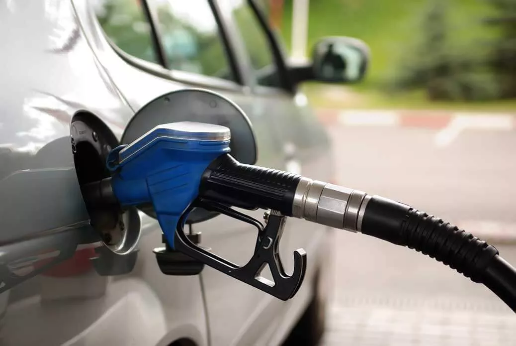 توفير الوقود – 10 نصائح مهمة تساعد على توفير وقود سيارة