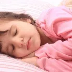 7 نصائح تساعدك على تنظيم نوم طفلك