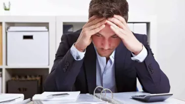 ضغط العمل: 10 طرق للتخلص من التوتر الناجم عن ضغط العمل