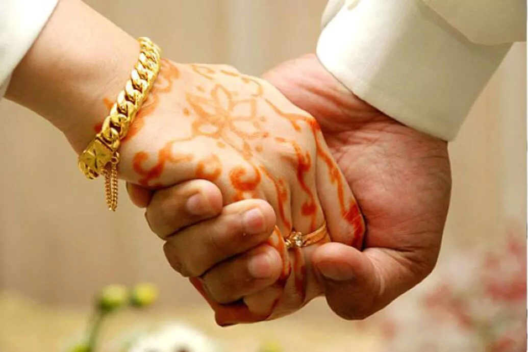 زواج الأقارب  : صلة أرحام أم نقمة للأجيال؟