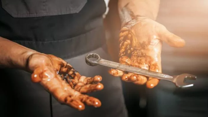 مزيل الصدأ دبليو دي-40 و 25 استخدام مهم له في انحاء المنزل 2 الصدأ وتنظيف الادوات