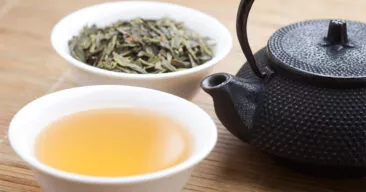 الشاي الأخضر : 10 فوائد موثقة بدراسات علمية