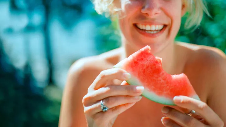 البطيخ و السكري : هل يمكنني أكل البطيخ إذا كنت أعاني من مرض السكري ؟