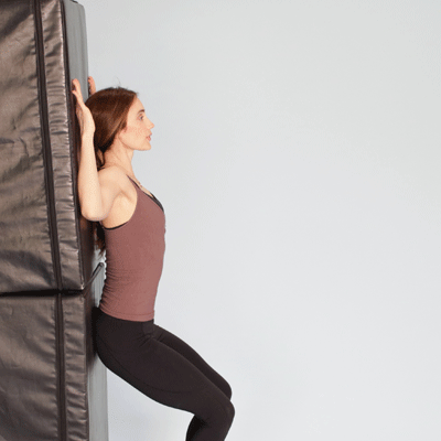 تمديد العضلات : ملائكة الحائط