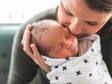 ما يجب أن تعرفه عن نزلات البرد عند الأطفال حديثي الولادة